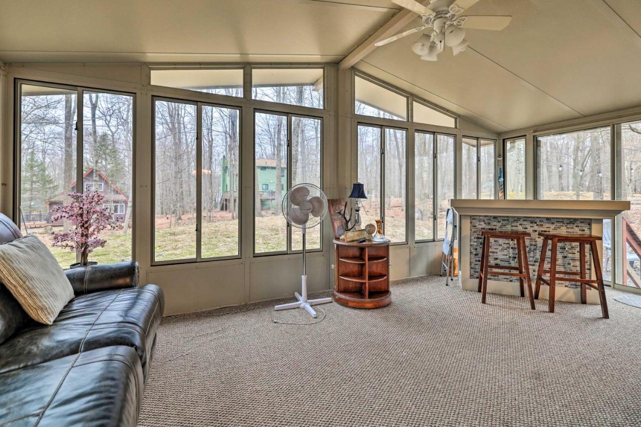 Poconos Vacation Home Walk To Locust Lake! Pocono Lake Esterno foto
